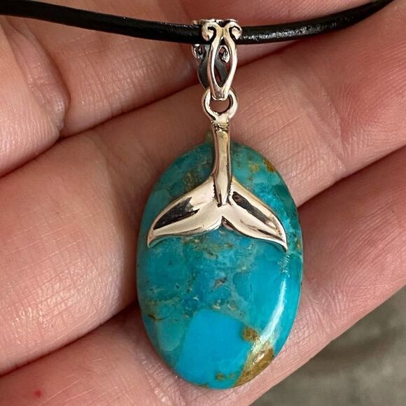 Blue Mohave Turquoise Whale Tail Necklace - Picture 4 of 9